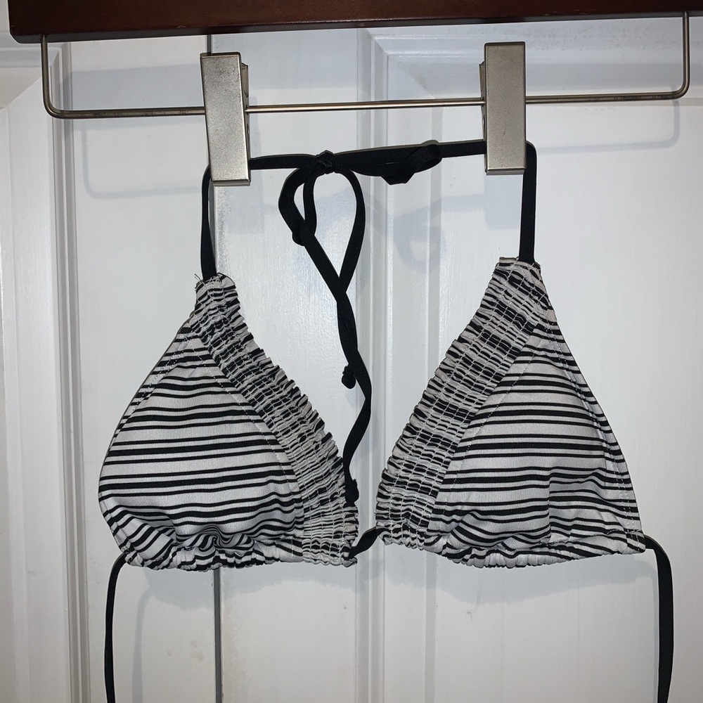 Black & white striped bikini top